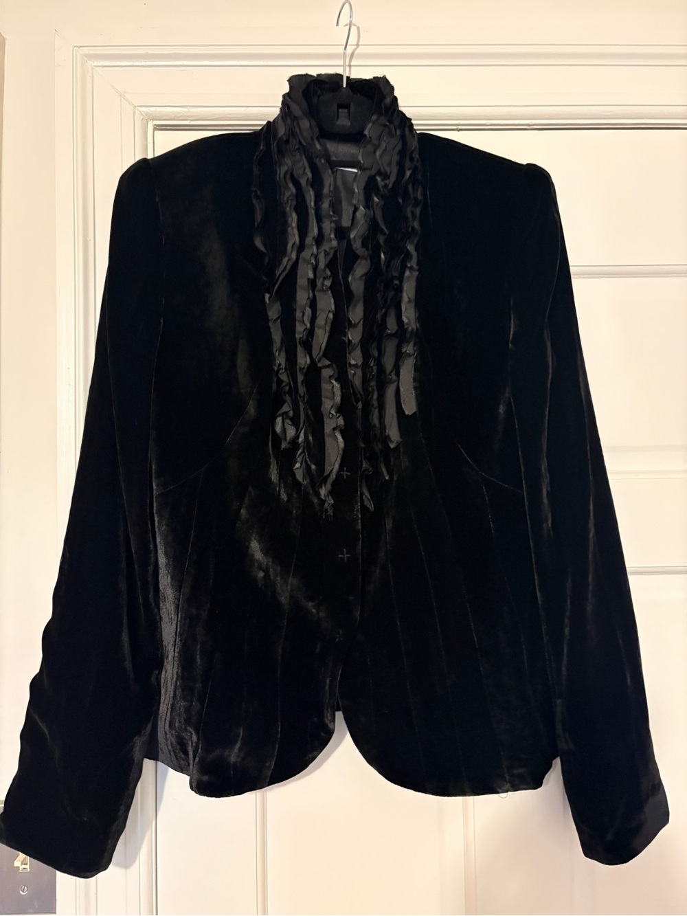 Tahari believer ruffle neck blazer